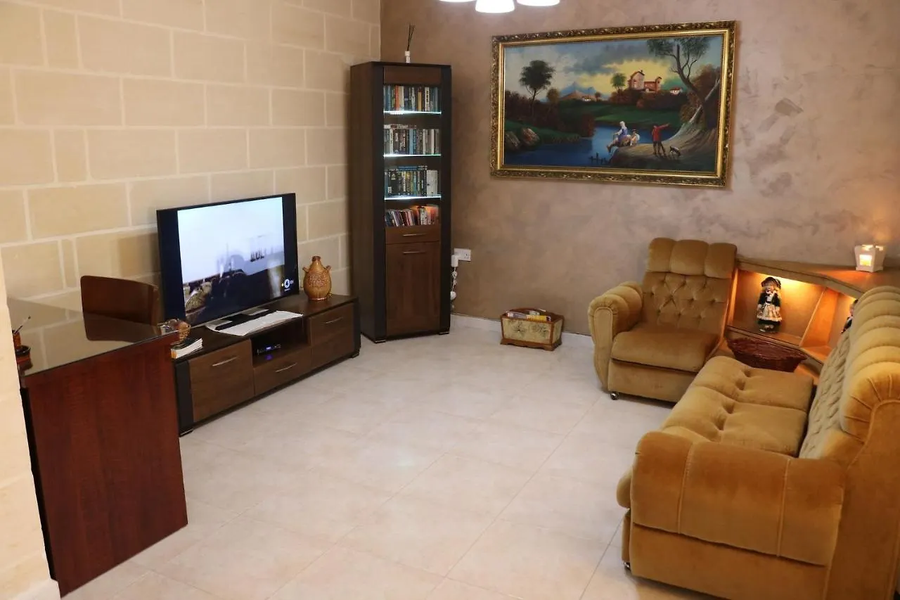 Grazzja Traditional Apartment Żabbar